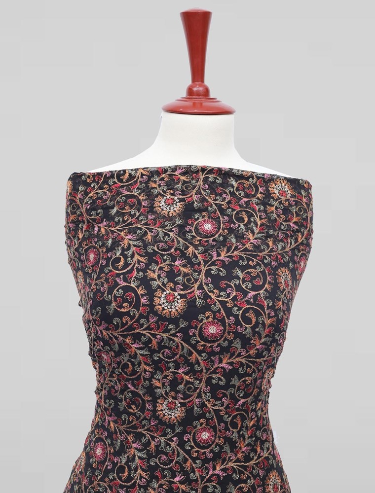 Elegant Noir Sequin Spark