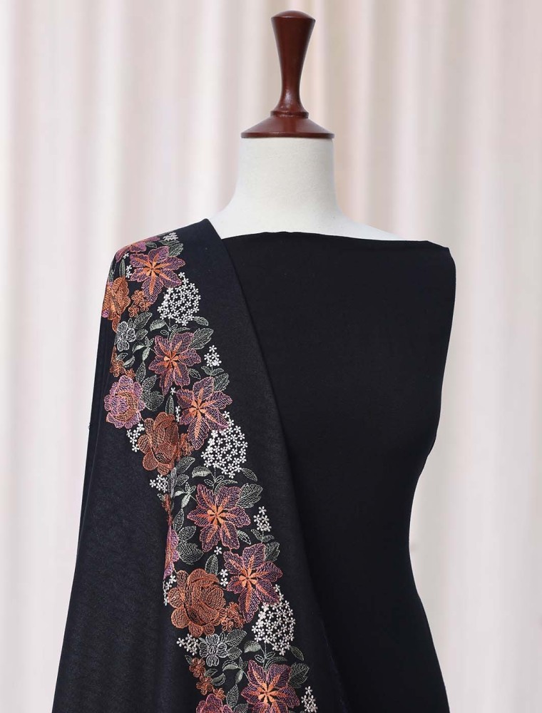 Midnight Elegance Black Motive